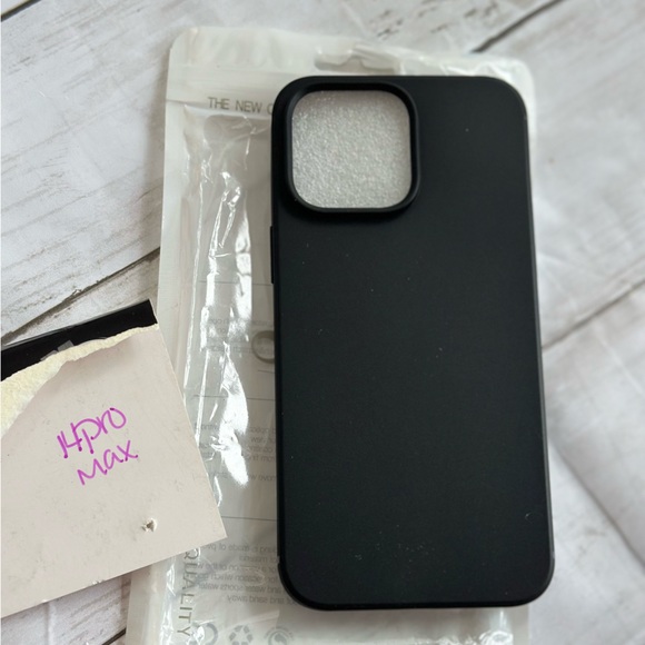 IP 14pro Max Black Phone Case - Picture 3 of 3